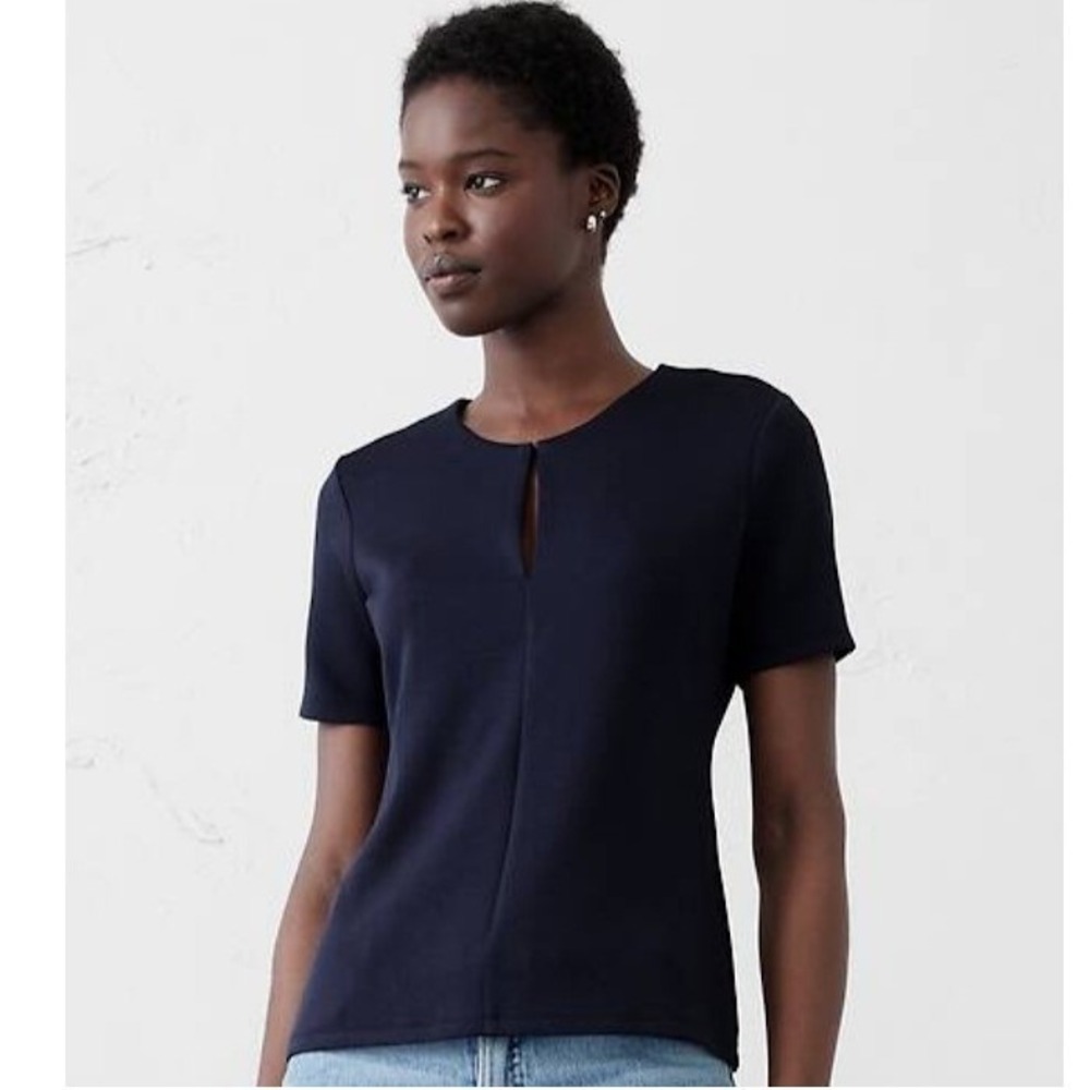 Banana Republic Top Women XS Navy Ponte Knit Keyhole Short Sleeve NWT Workwear